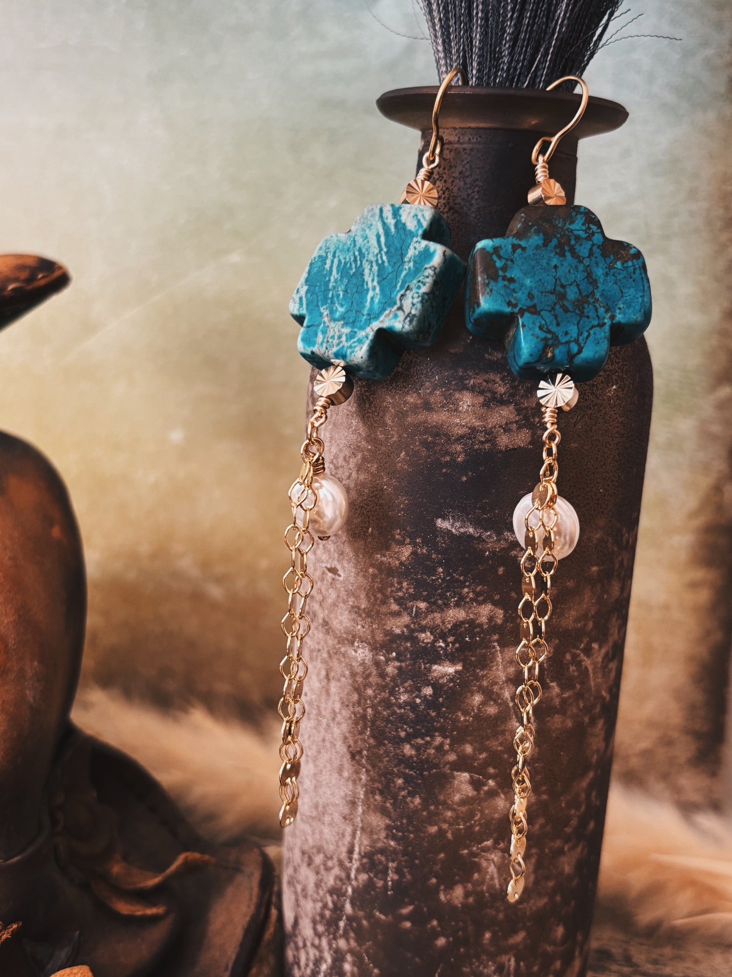 Cross the deep earrings